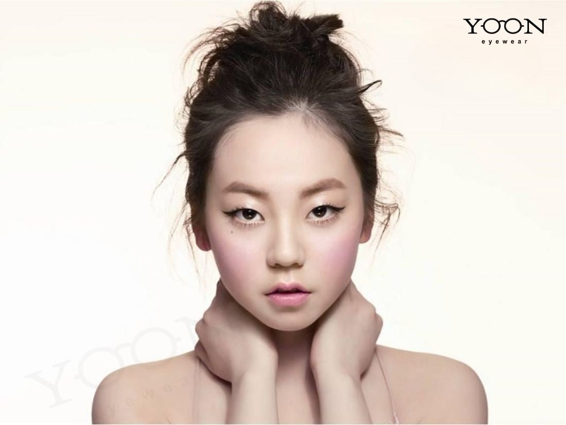 QUAN NIỆM VỀ TÌNH DUYÊN CỦA PHỤ NỮ CÓ MẮT DIỀU HÂU