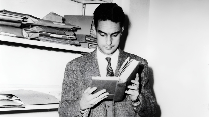 Italo Calvino: Tại Sao Nên Đọc Các Tác Phẩm Kinh Điển?