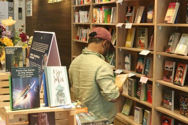 sách các vấn đề xã hội