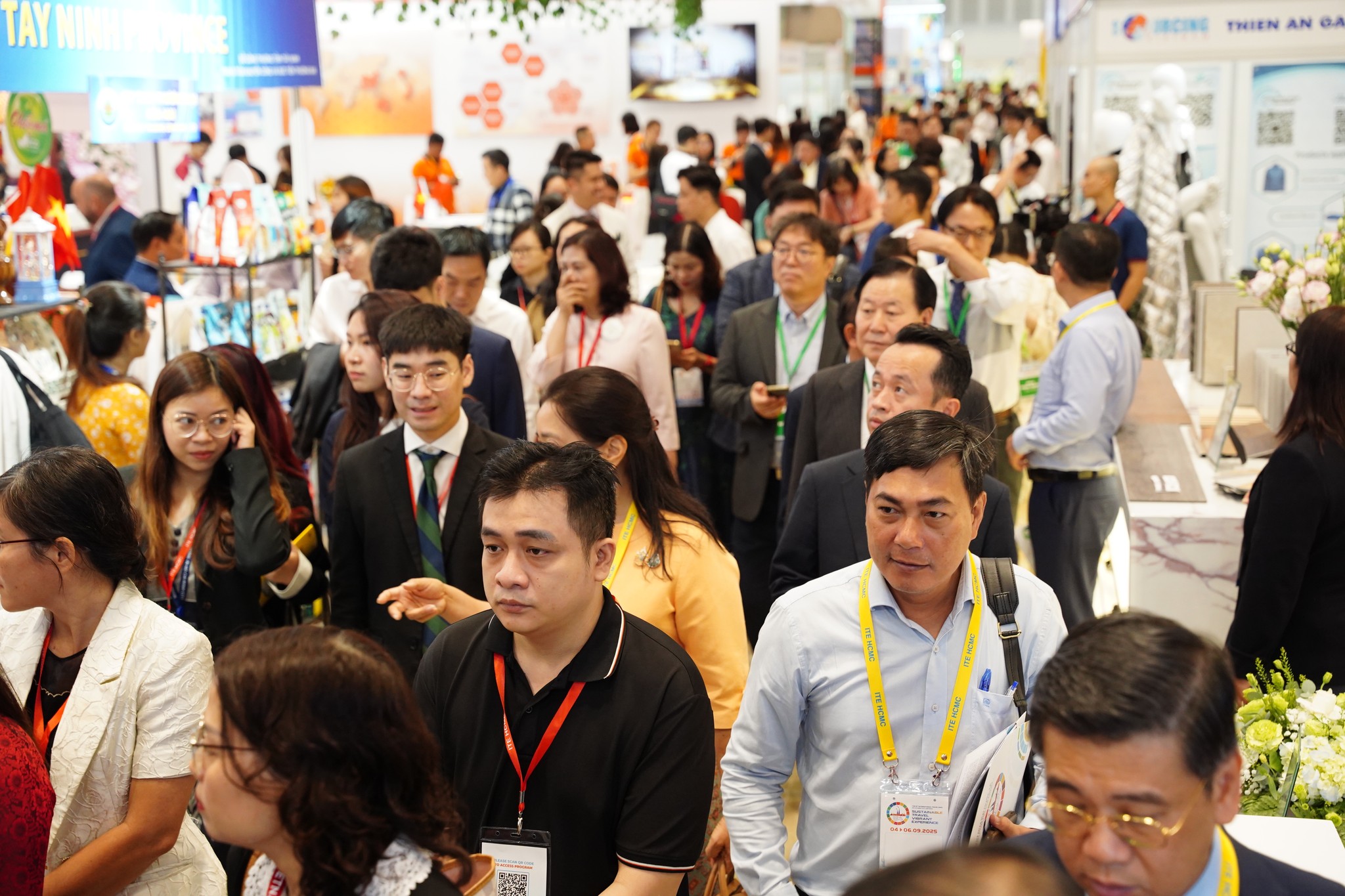 CÔNG TY TNHH MACCA ĐẮK LẮK THAM GIA VIETNAM INTERNATIONAL SOURCING EXPO 2025 – NÂNG TẦM GIÁ TRỊ NÔNG SẢN VIỆT