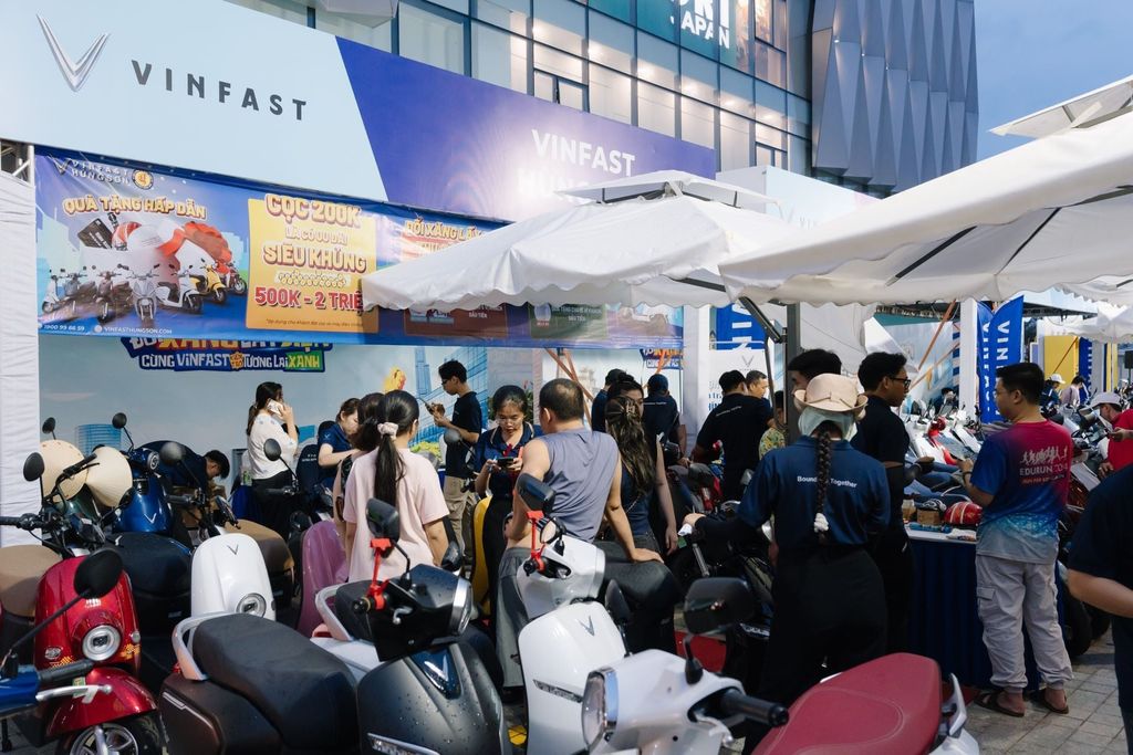 The Vietnamese electric vehicle community is abuzz with 3 new news from the Vin family