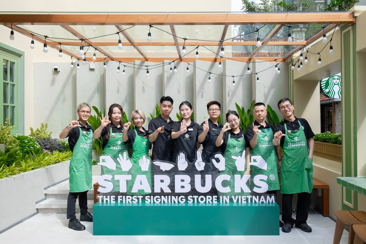 Xu hướng Chế độ con người - Khi sự không hoàn hảo trở thành chiến lược kinh doanh của Starbucks