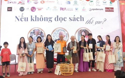 GS. Phan Văn Trường: Dân tộc có nhiều sách sẽ là dân tộc đứng đầu thế giới!