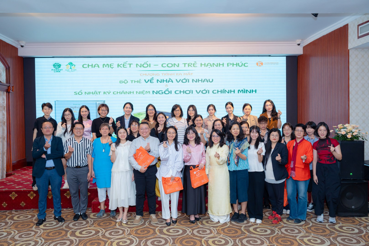 Tổng kết sự kiện ra mắt Bộ thẻ Về nhà với nhau và sổ Ngồi chơi với chính mình 04.01.2026