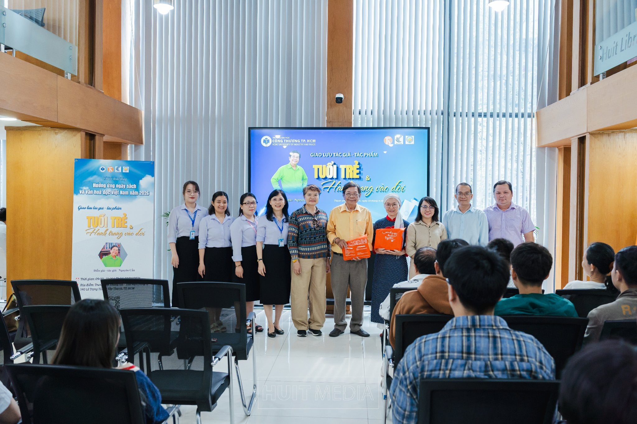 Talk show Tuổi trẻ và hành trang vào đời tại Trường Đại học Công Thương TP.HCM