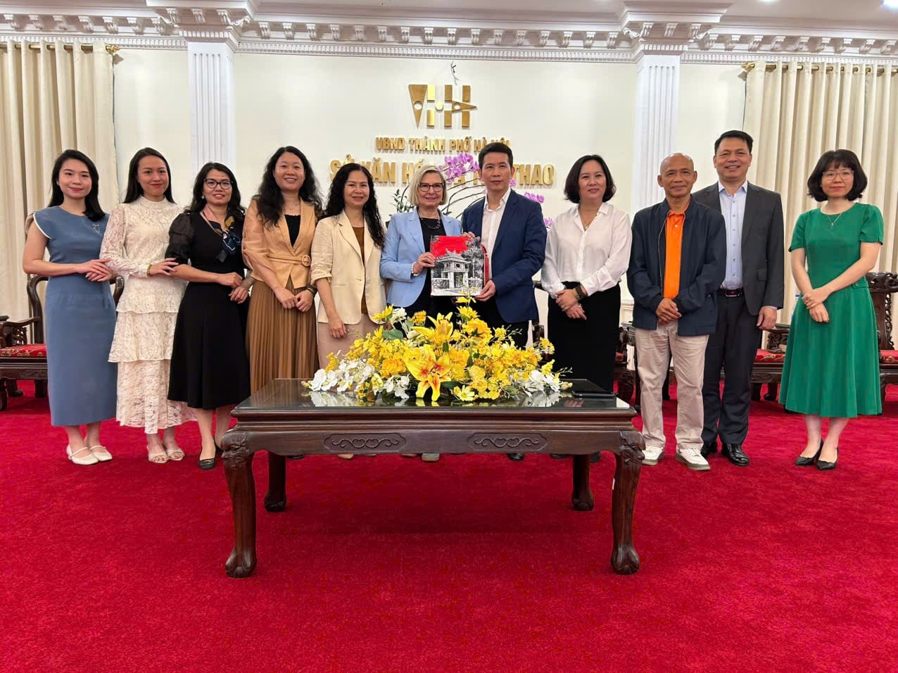 Thái Hà Books đón tiếp bà Claudia Kaiser - Phó chủ tịch Hội sách Frankfurt Đức tới thăm và làm việc tại Việt Nam