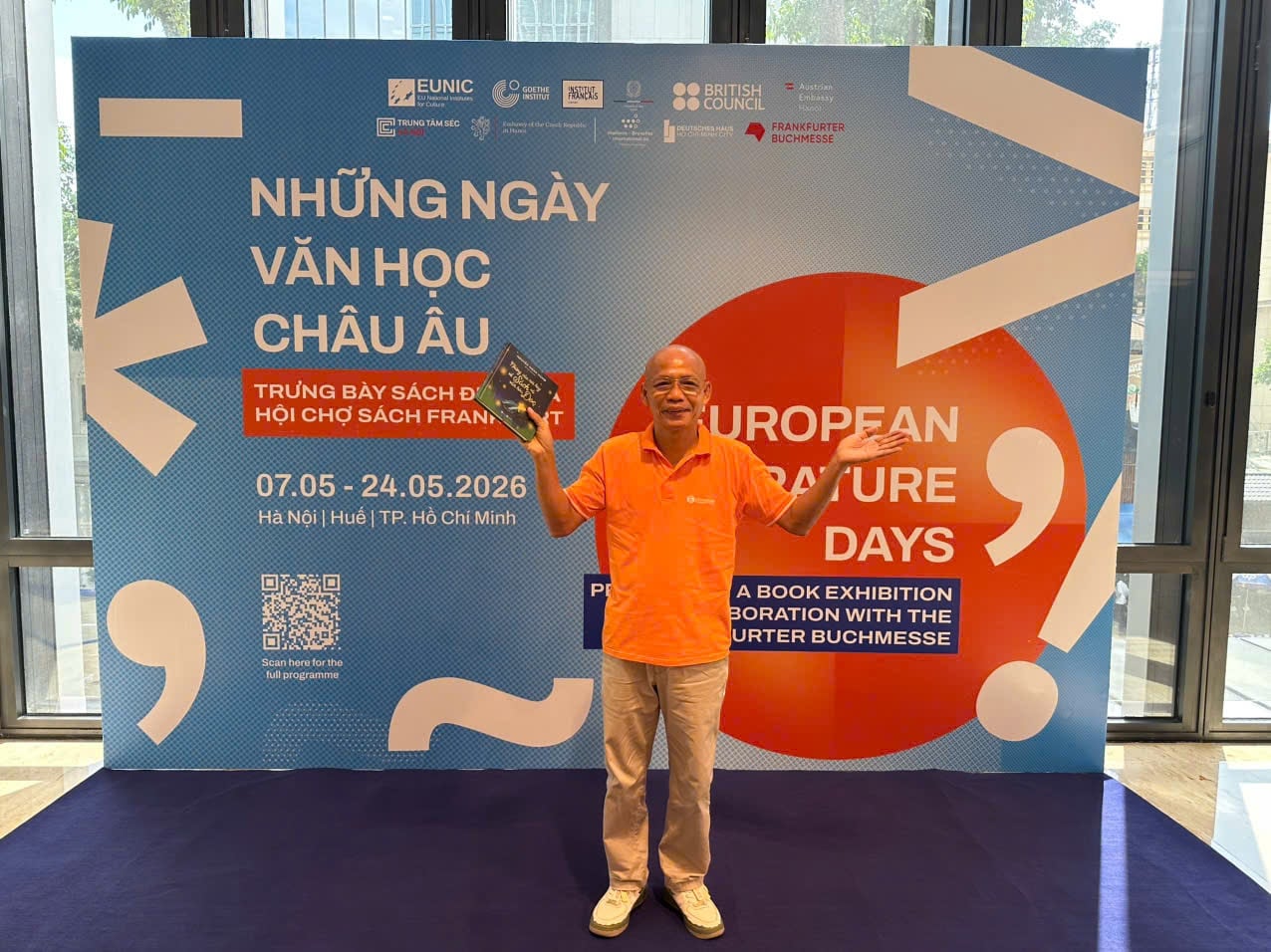 Bao giờ Văn học Việt Nam bước lên sân khấu lớn của thế giới?