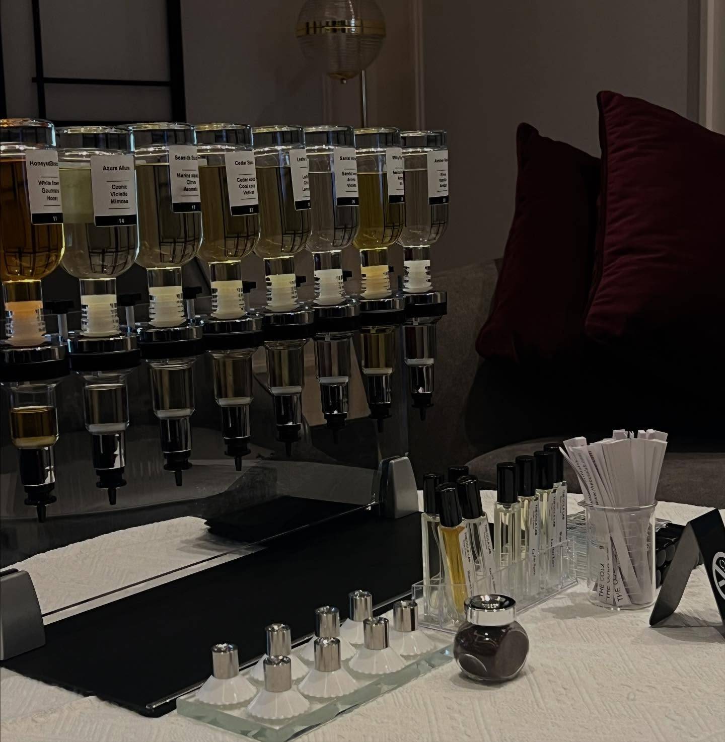 Tự Tay Pha Chế Nước Hoa Độc Bản – Trải Nghiệm Quý Phái Tại Scent Bar