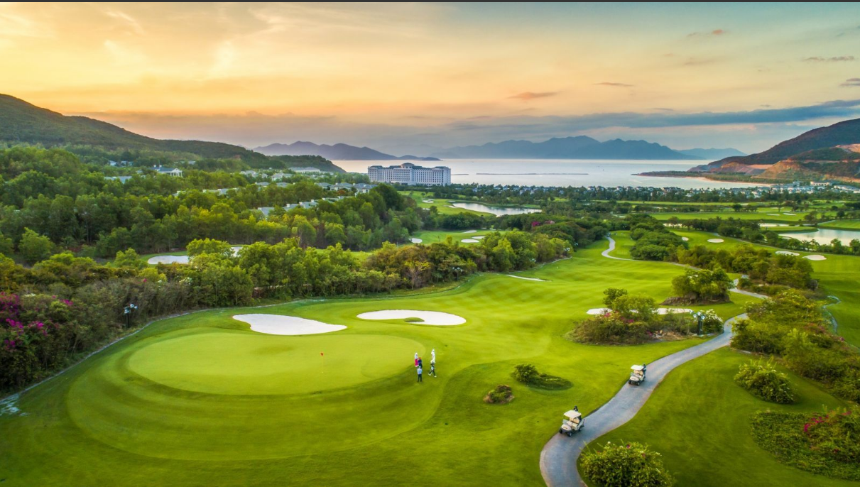 Tour Golf Nha Trang - Đà Lạt 4N3Đ: Hành trình kết nối Biển và Hoa