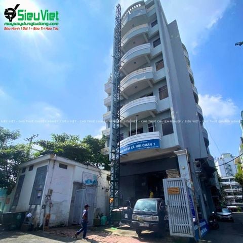 Lắp đặt và bàn giao vận thăng nâng hàng 1000kg, cao 27m ngay trong tuần