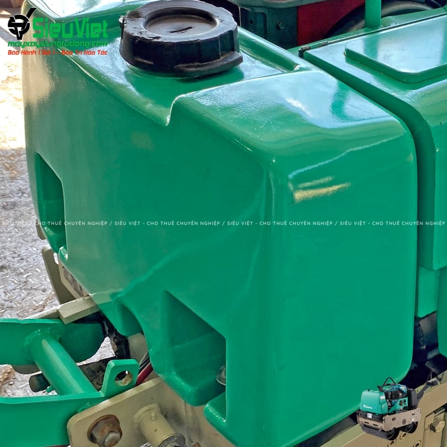 Bồn nước tưới xe lu dắt tay