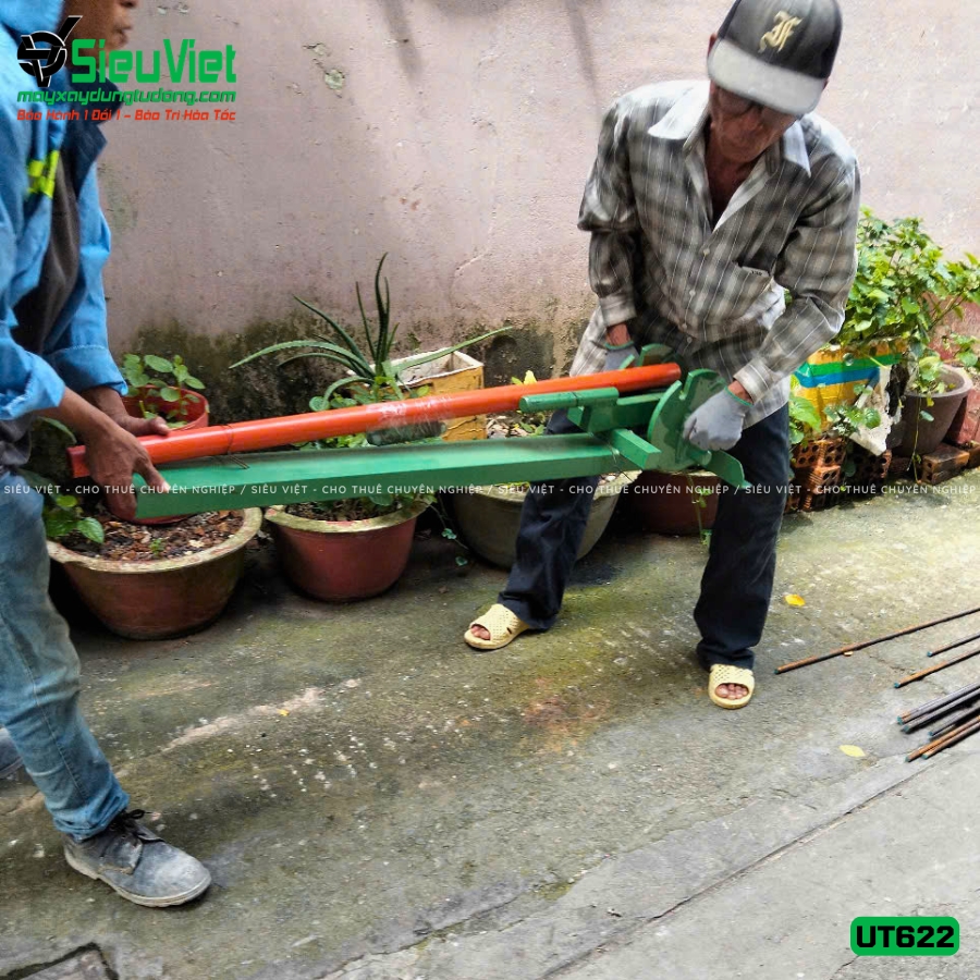 Dụng cụ uốn sắt bằng tay UT622 bàn giao