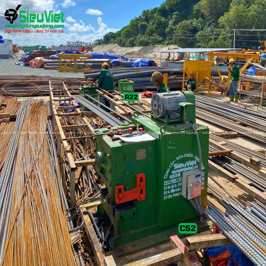 Giao thuê tháng máy cắt sắt C52 Nhật Bản