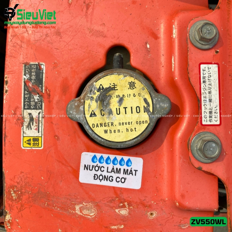 Hệ thống động cơ xe lu rung dắt tay Hitachi ZV550WL