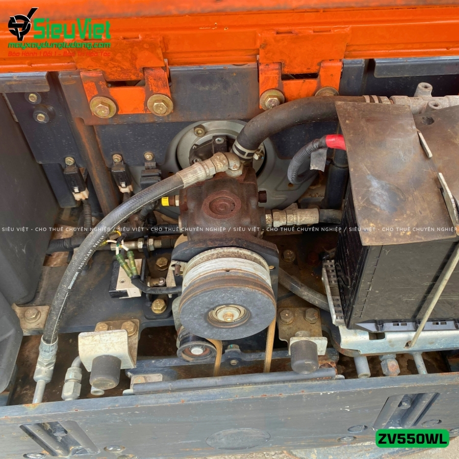 Hệ thống thuỷ lực xe lu rung dắt tay Hitachi ZV550WL