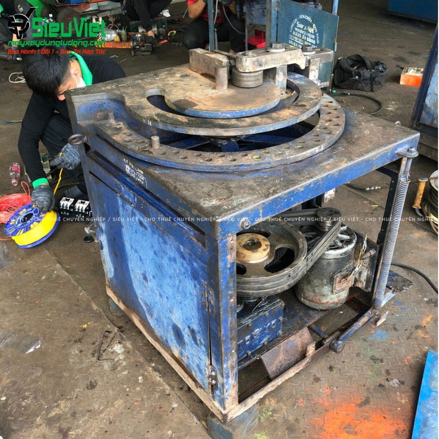 Kỹ thuật Siêu Việt sửa máy uốn sắt B25 Toyo Nhật Bản