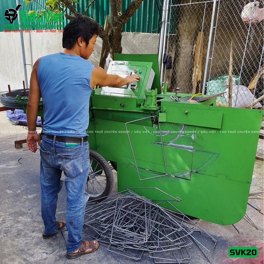 Máy bẻ đai sắt SVK20 giao thuê ngày