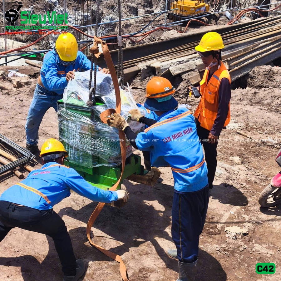 Máy cắt sắt C42 Nhật Bản bàn giao