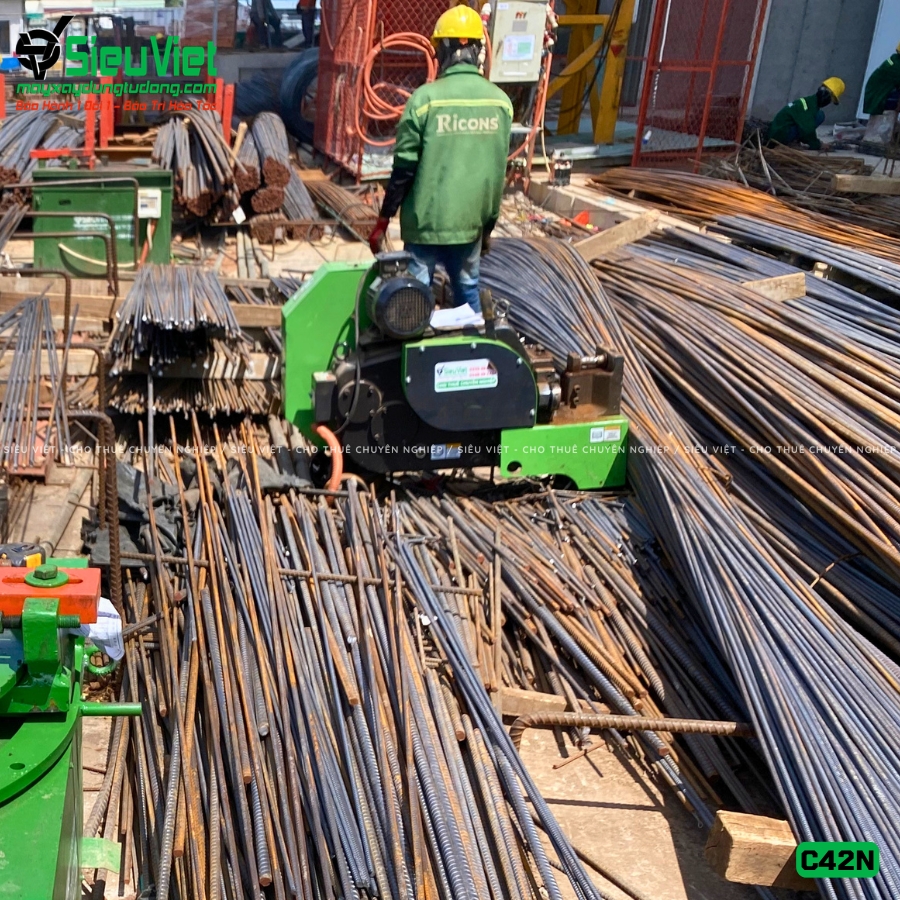 Máy cắt sắt C42N giao thuê tháng