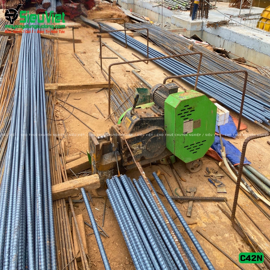 Máy cắt sắt C42N giao thuê tháng