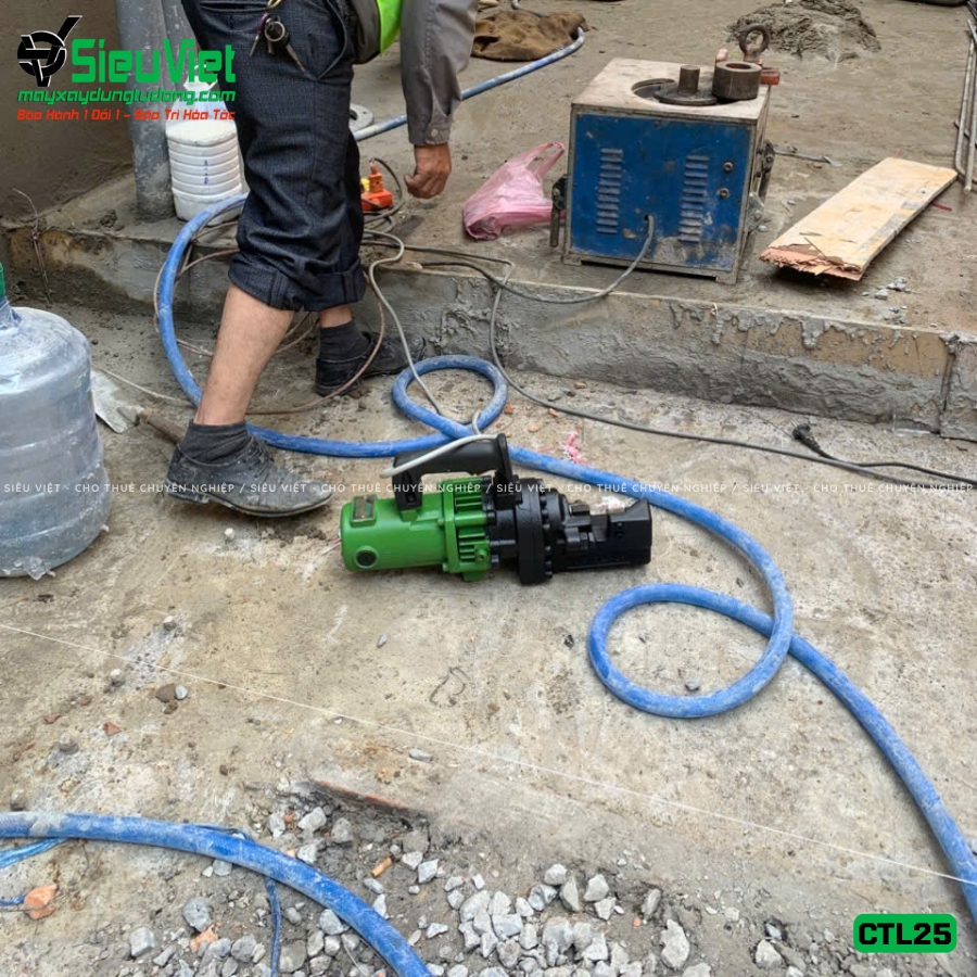 Máy cắt sắt thủy lực cầm tay phi 25 Hàn Quốc cũ bàn giao