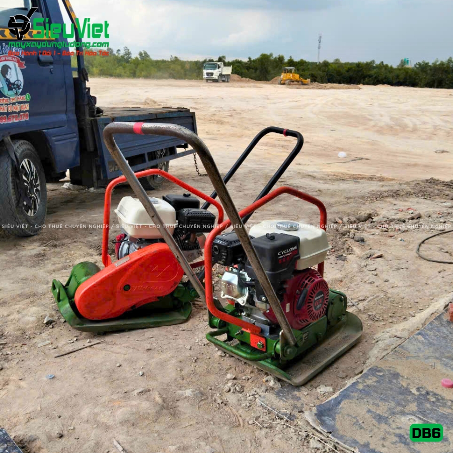 Máy đầm bàn DB6 48Kg-65Kg giao thuê tháng