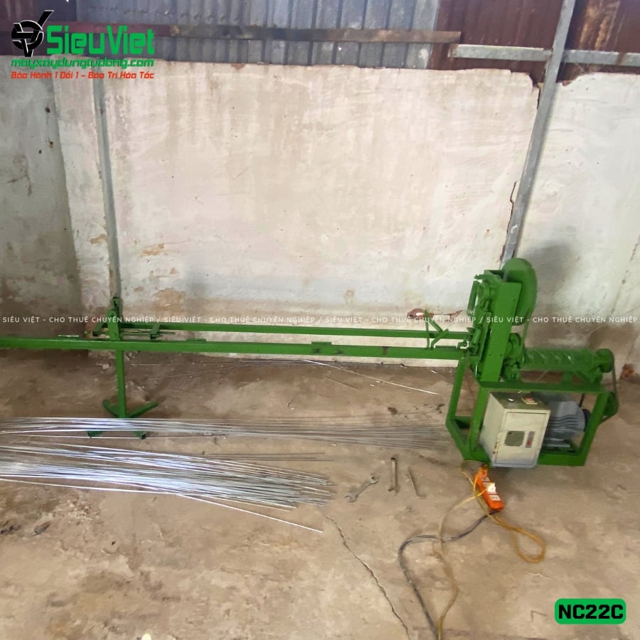 Máy duỗi cắt sắt NC22C bàn giao