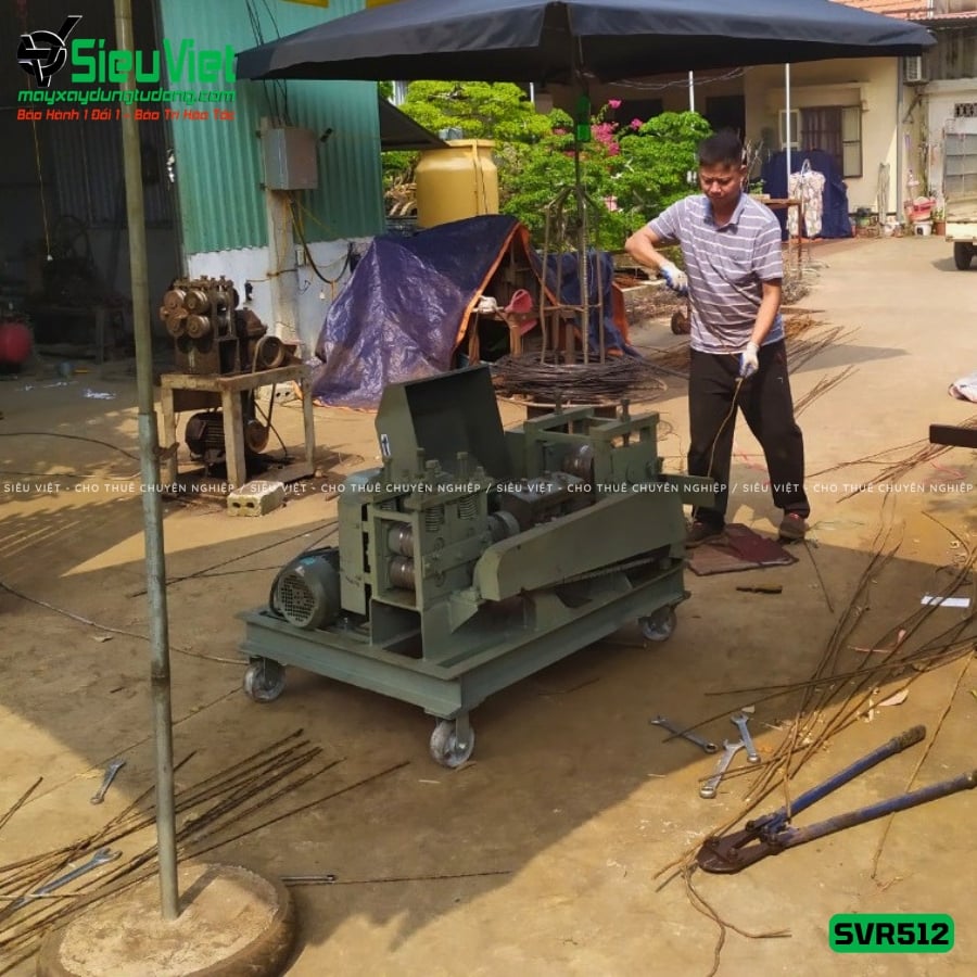 Máy duỗi sắt phế liệu SVR512 bàn giao