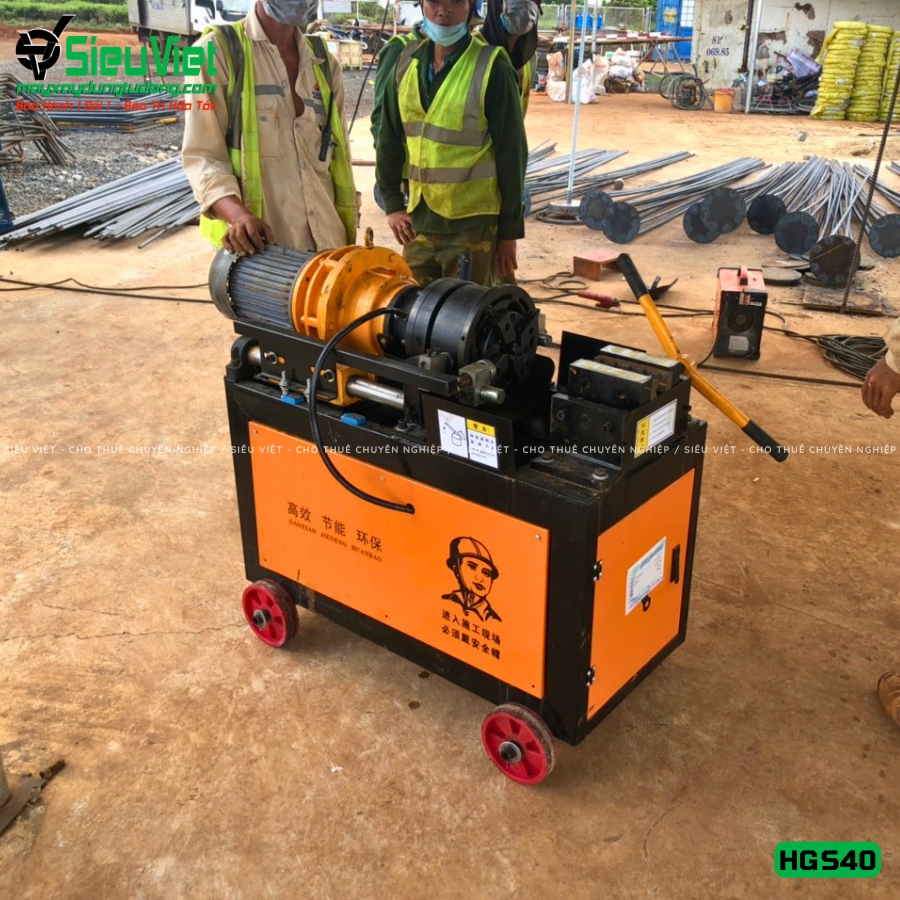 Máy tiện ren HGS40 bàn giao