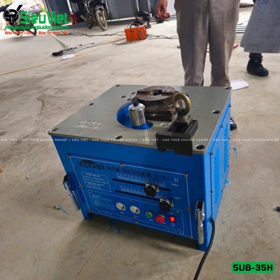 Máy uốn sắt SUB-35H bàn giao