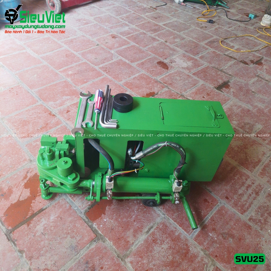 Máy uốn (Bẻ mỏ) sắt thủy lực SVU25 bàn giao