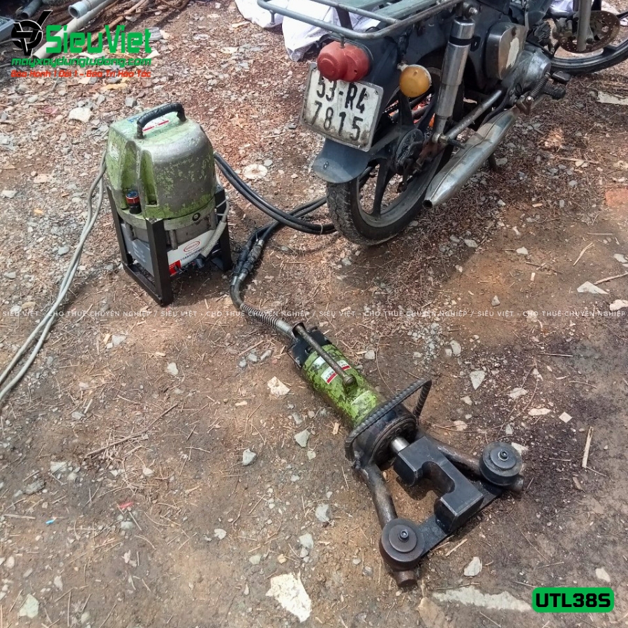 Máy uốn sắt thủy lực cầm tay UTL38S cũ bàn giao
