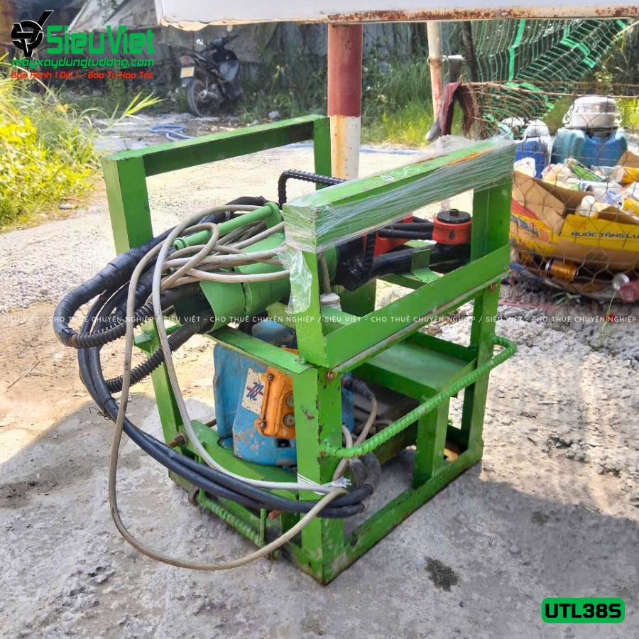 Máy uốn sắt thủy lực cầm tay UTL38S cũ bàn giao