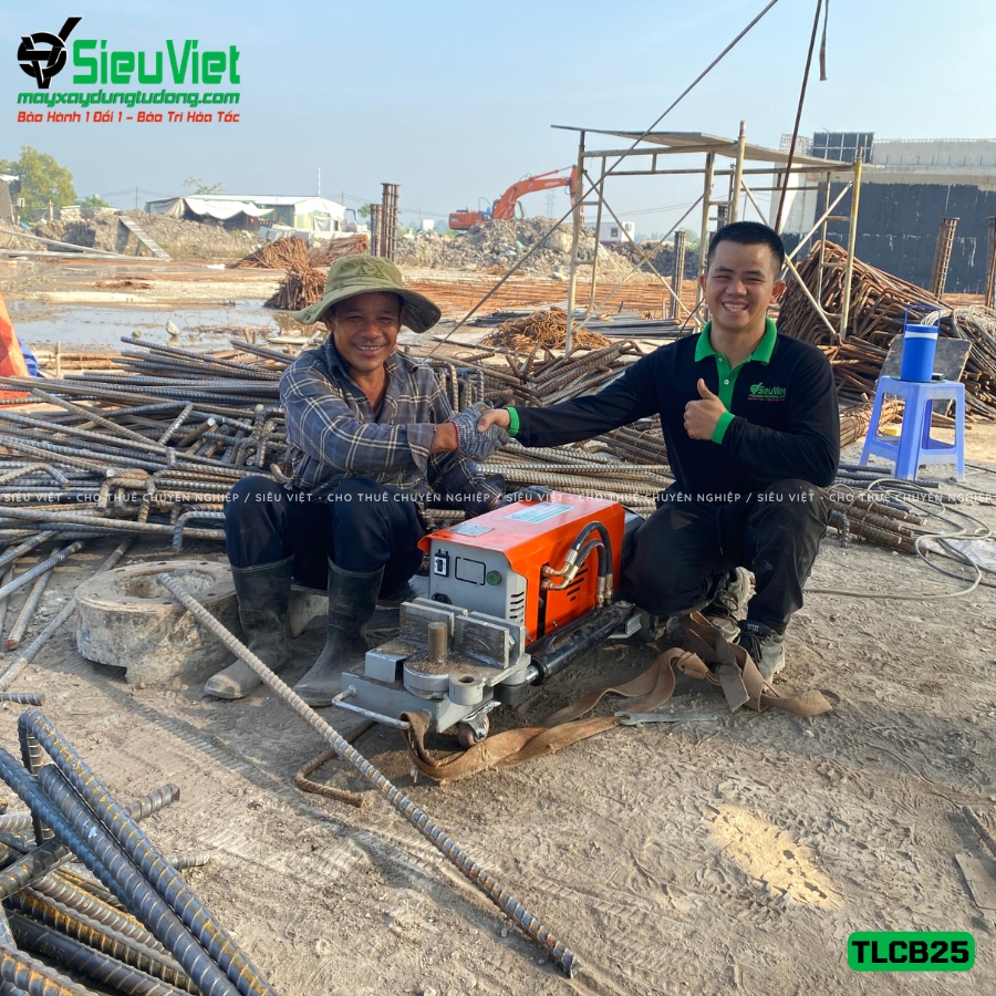 Máy uốn sắt thủy lực TLCB25 bàn giao