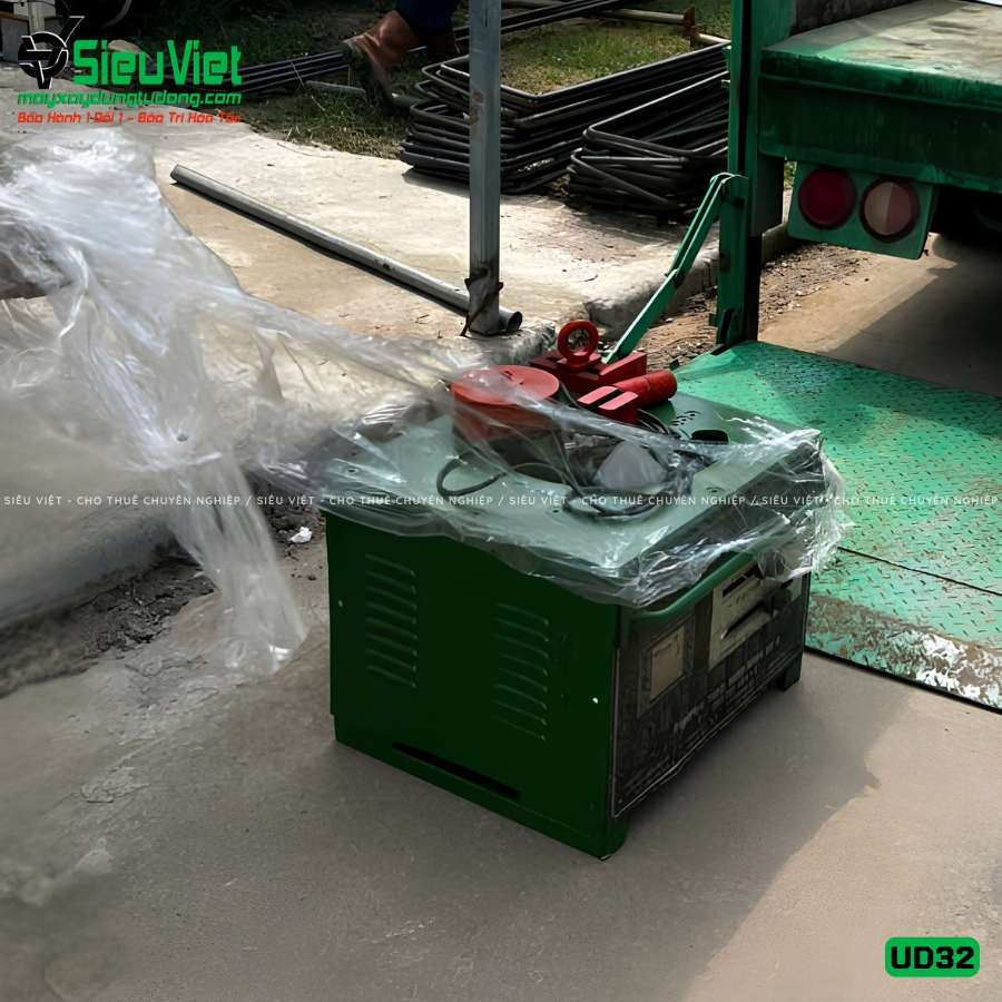 Máy uốn sắt phi 32 Hàn Quốc cũ bàn giao