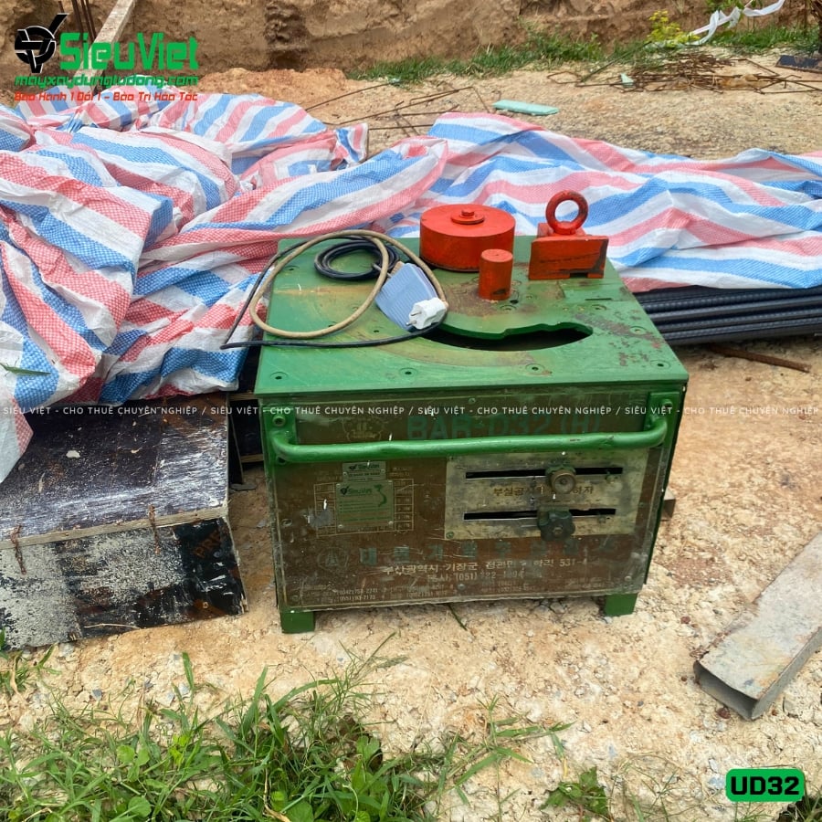 Máy uốn sắt UD32 giao thuê ngày