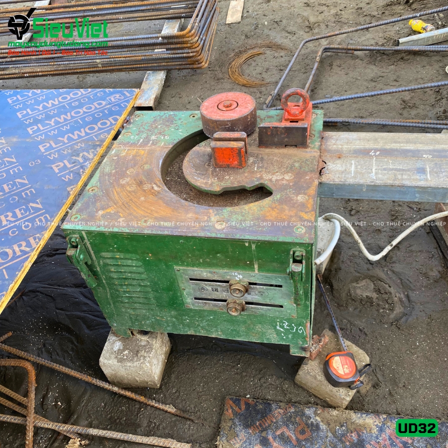 Máy uốn sắt UD32 giao thuê tháng