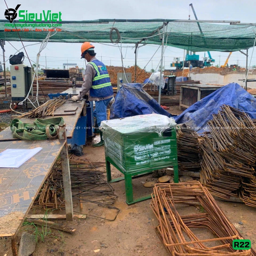 Máy uốn thép tròn R22 giao thuê tháng