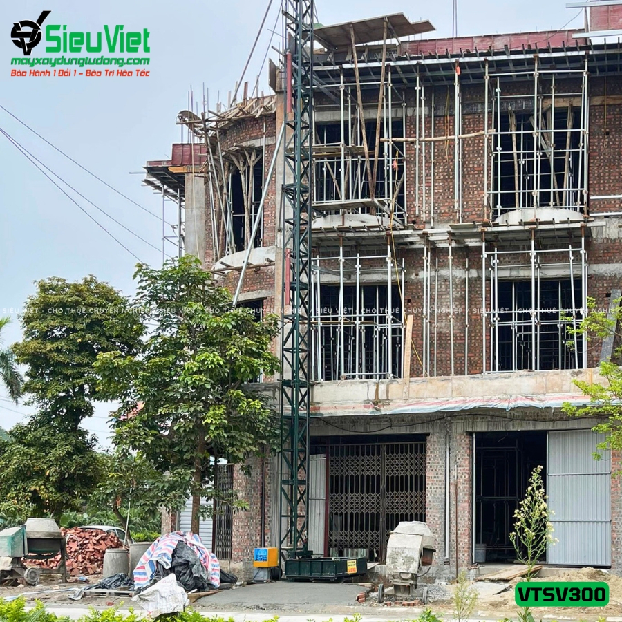 Vận thăng nâng hàng 300Kg cao 22m giao thuê