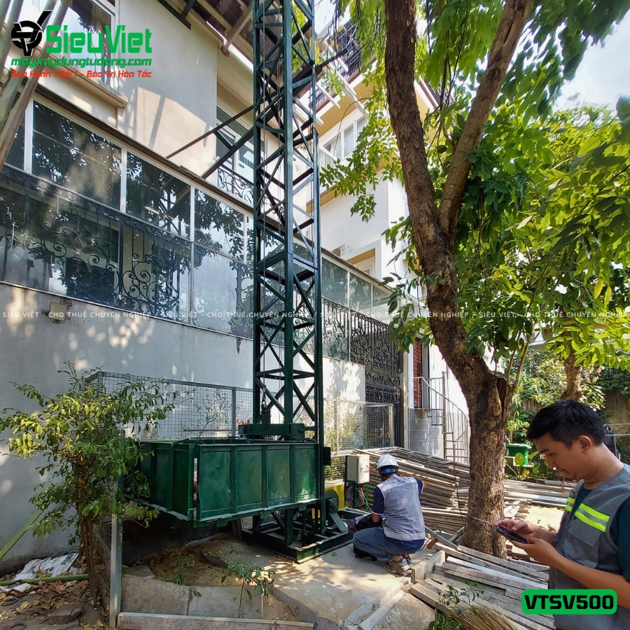 Vận thăng nâng hàng 500Kg cao 18m giao thuê