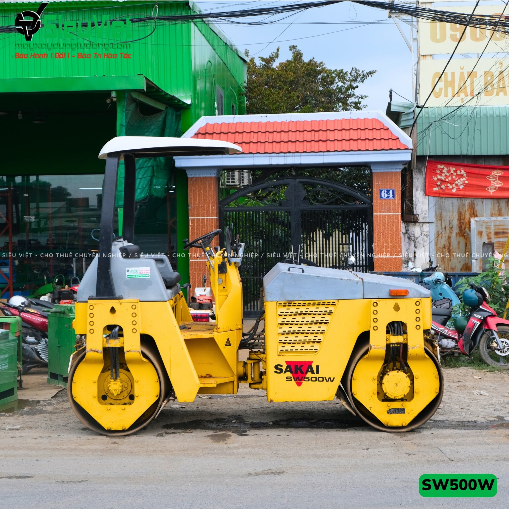 xe lu rung nhỏ 4.5 tấn Sakai SW500W Nhật Bản (VSW1810476)