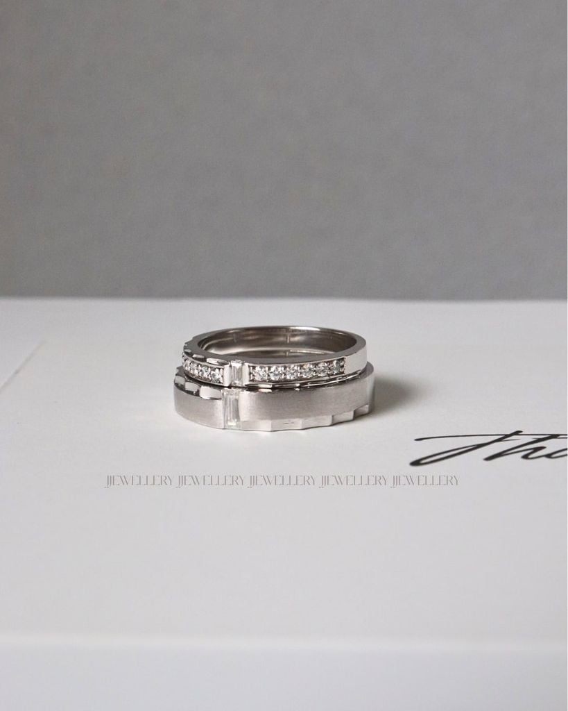 NHẪN BẠCH KIM TRONG PHONG THỦY VÀ Ý NGHĨA CỦA KIM LOẠI QUÝ TRONG TRANG SỨC CƯỚI