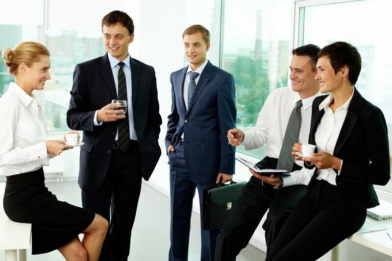 VĂN HÓA GIAO TIẾP, ỨNG XỬ TRONG MÔI TRƯỜNG KINH DOANH TẠI VIỆT NAM