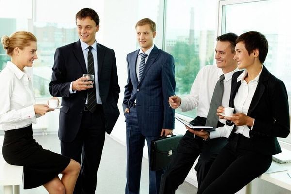 VĂN HÓA GIAO TIẾP, ỨNG XỬ TRONG MÔI TRƯỜNG KINH DOANH TẠI VIỆT NAM