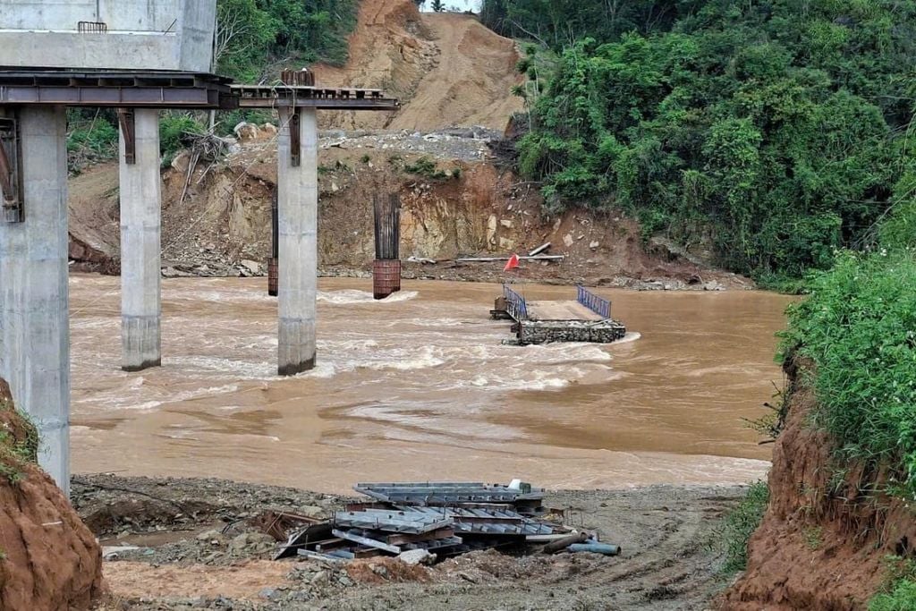 THỜI TIẾT CỰC ĐOAN BẤT THƯỜNG - TẬP ĐOÀN 568 VƯỢT KHÓ KHĂN KÉP TẠI CÔNG TRƯỜNG CAO TỐC ĐỒNG ĐĂNG - TRÀ LĨNH