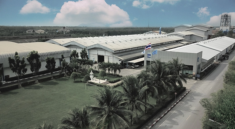 Thành lập Panel Plus Hat Yai năm 2004