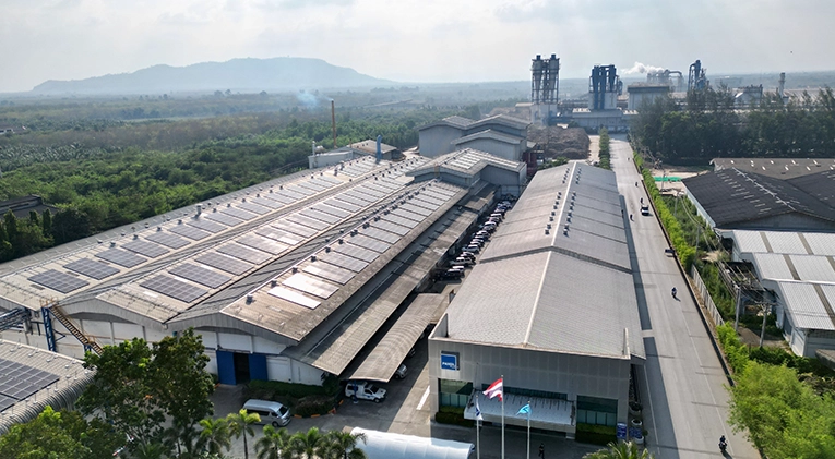 Lắp đặt mái năng lượng mặt trời năm 2021