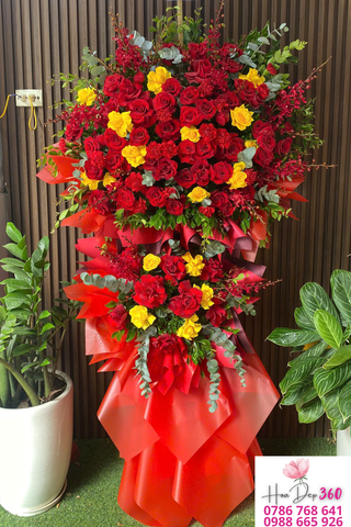 Hoa Khai Trương Màu Đỏ Ý Nghĩa May Mắn Và Phát Tài