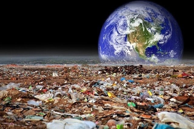 Môi trường Việt Nam 2025: Thách thức và Định hướng Chiến lược cho Lối sống Xanh