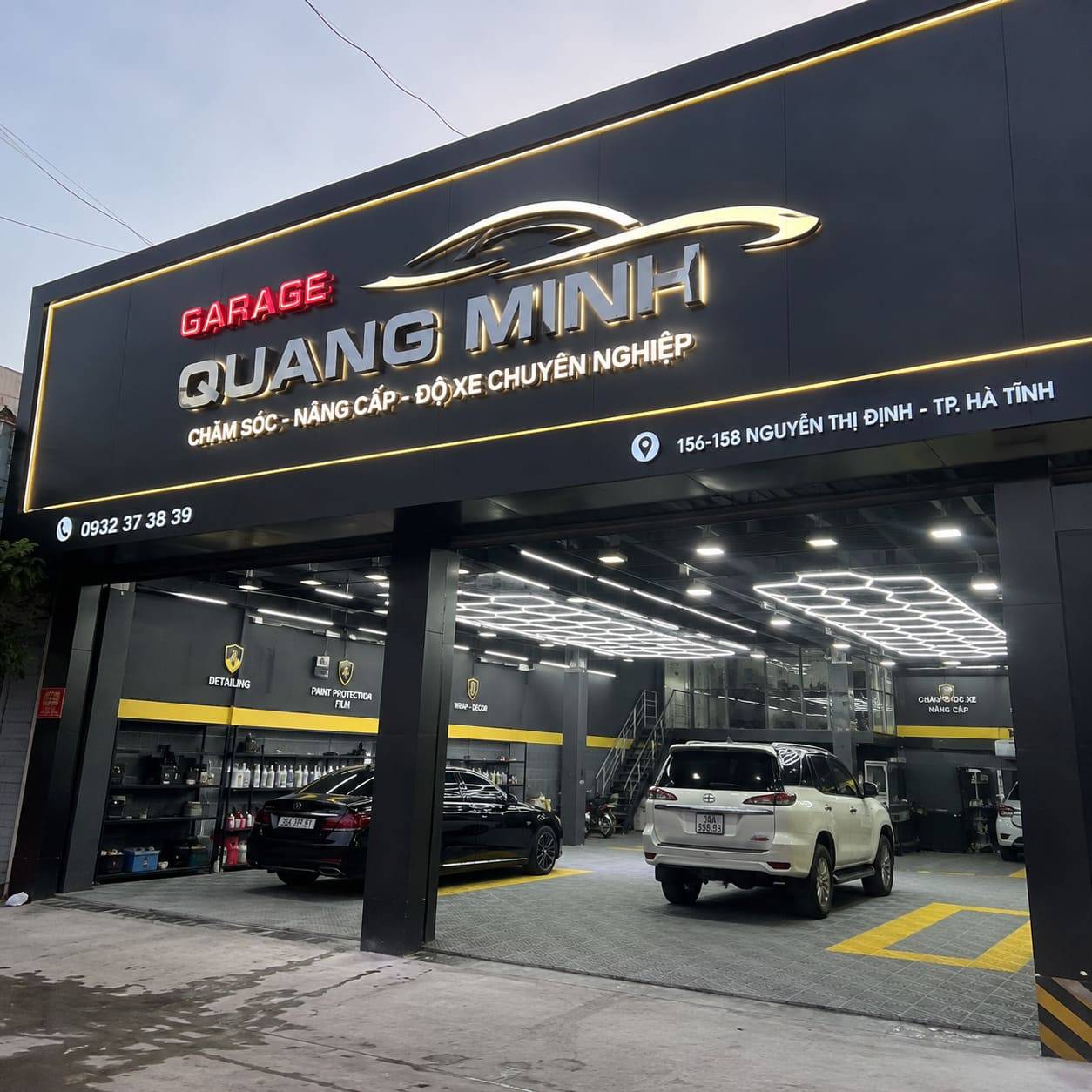 Các yếu tố cốt lõi tạo nên bộ nhận diện thương hiệu garage đồng bộ